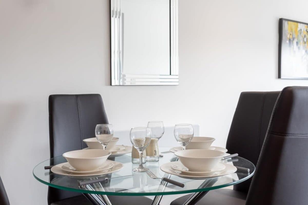 Charming 1 Bedroom Apartment In Leeds ليدز المظهر الخارجي الصورة