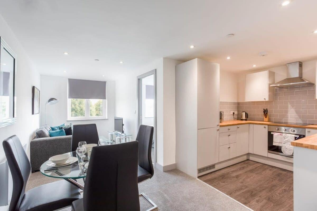 Charming 1 Bedroom Apartment In Leeds ليدز المظهر الخارجي الصورة