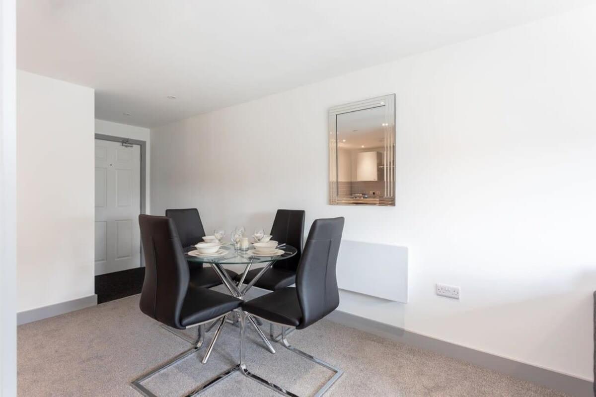 Charming 1 Bedroom Apartment In Leeds ليدز المظهر الخارجي الصورة
